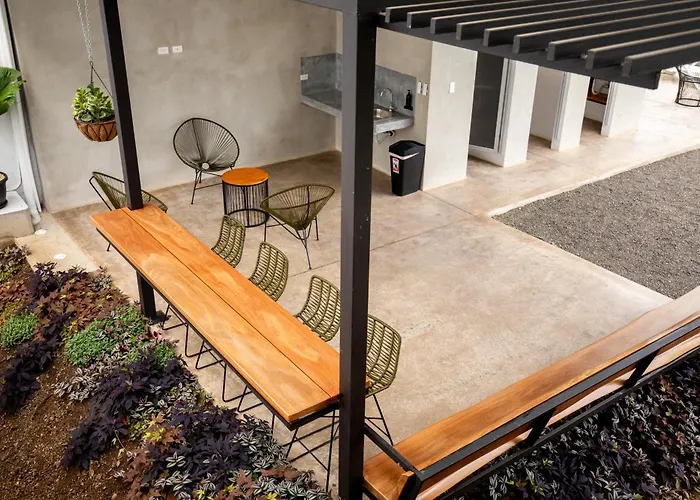 Nomad Living Cr Tarcoles