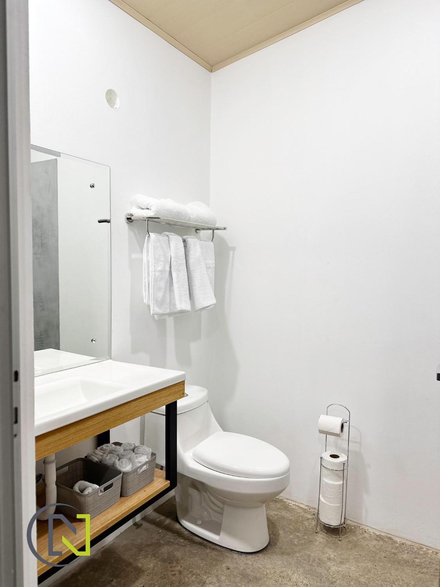 Nomad Living Cr *