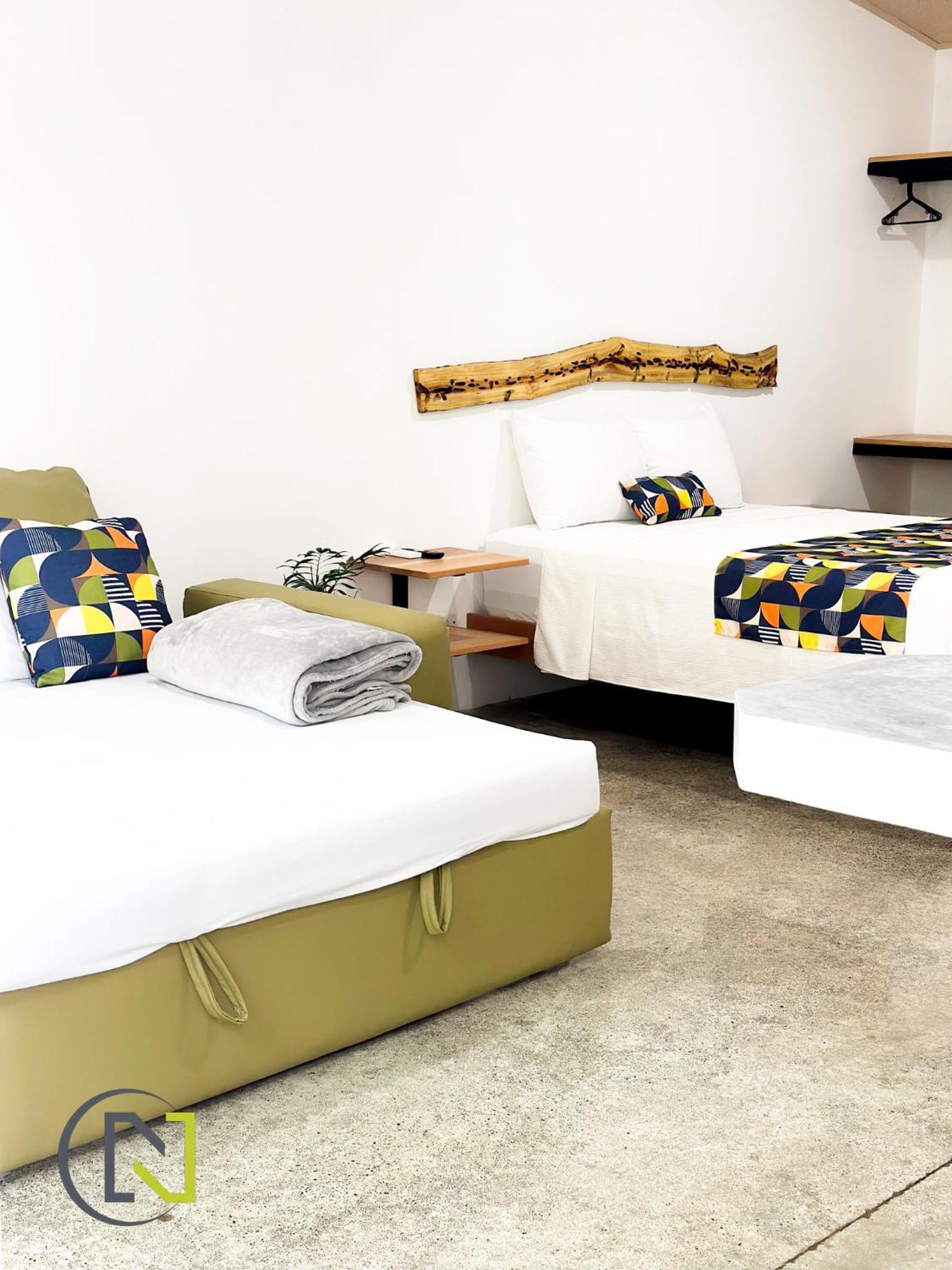 Nomad Living Cr Apartment *