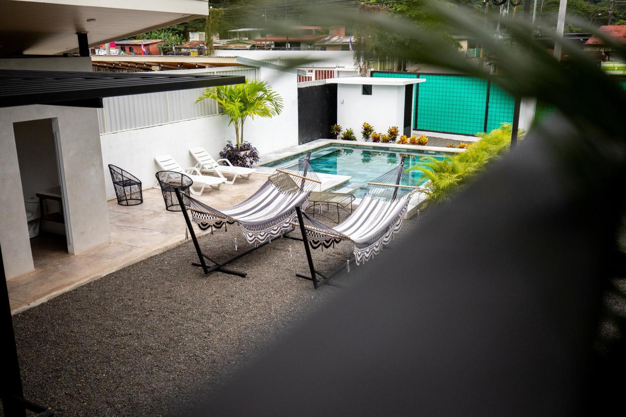 Nomad Living Cr