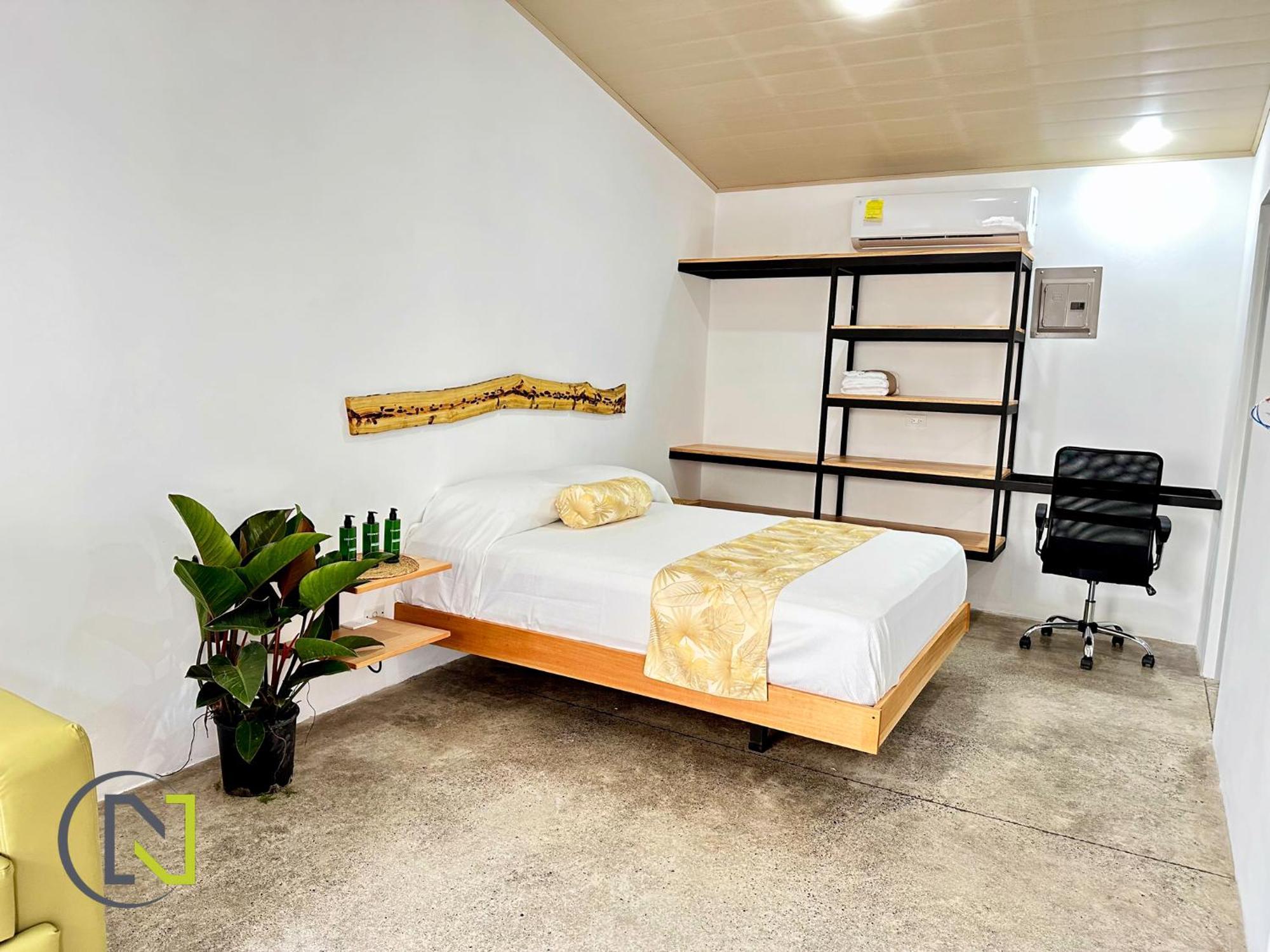 Nomad Living Cr * Tarcoles
